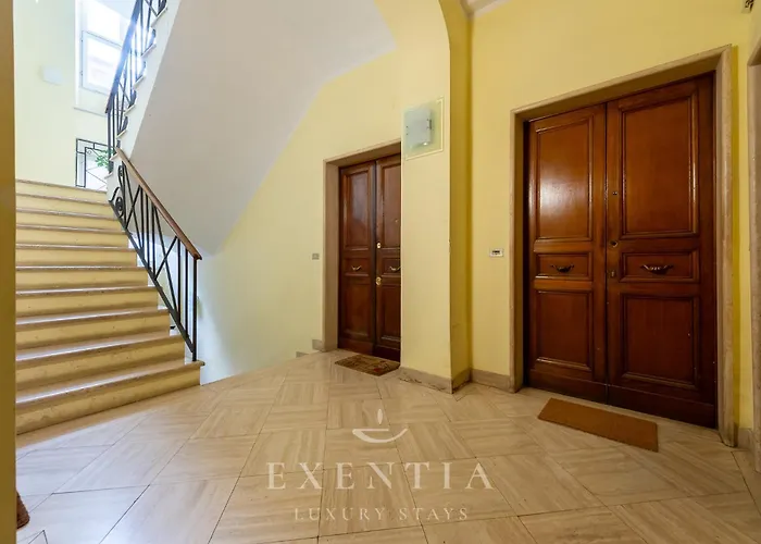 Trevi Fountain By Spanish Steps Apartament Rzym